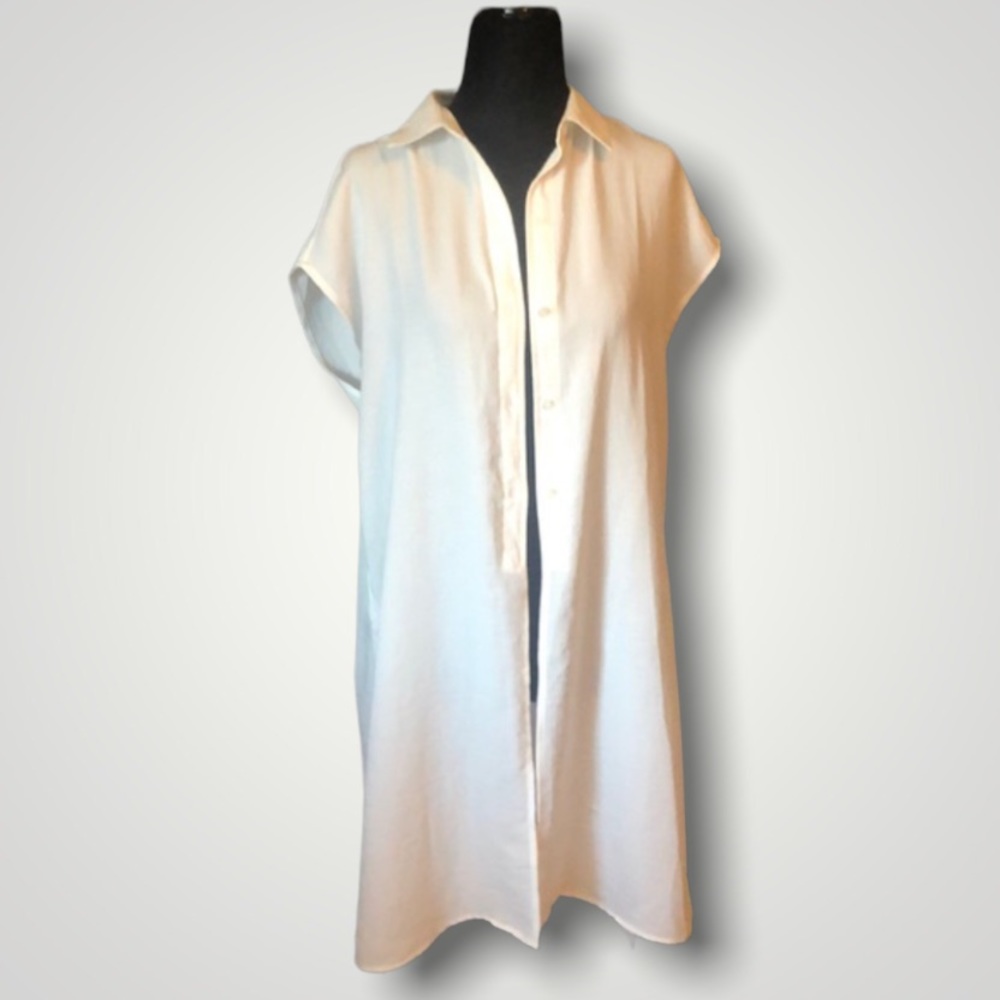 ARTISAN long multi use button up shirt size medium